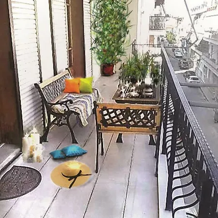 Anastasia Apartment Larissa